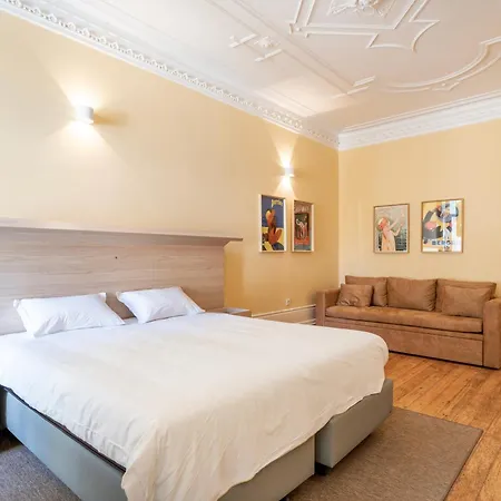 Downtown Grand Apartment *
